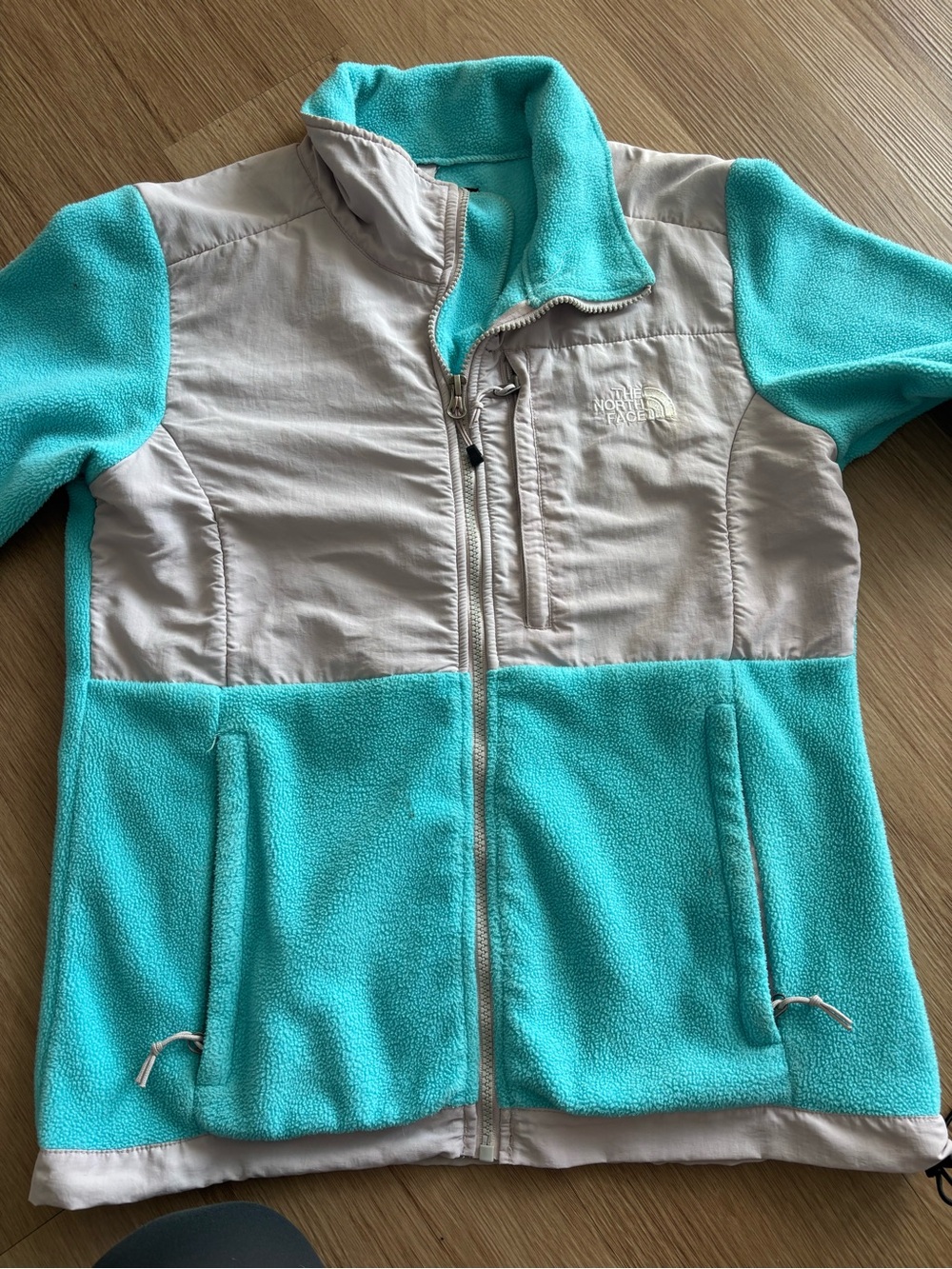 The North Face Aqua and Cream Colorblock Fleece Jacket
